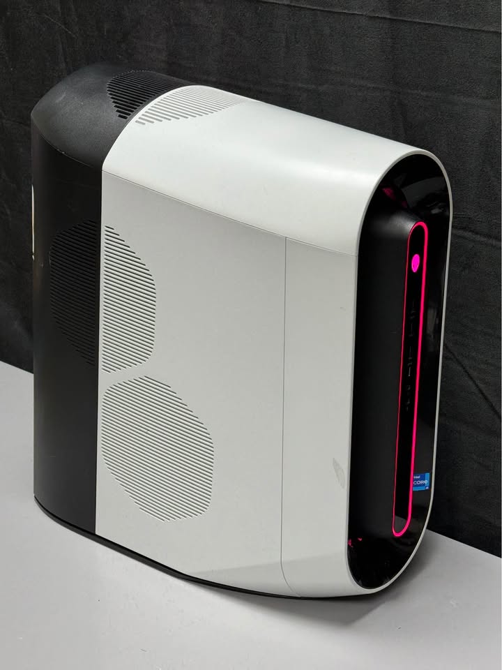Alienware Aurora R13 Gaming PC β i7-11700F + RTX 3080 | Beast Mode Performance